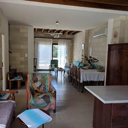 Holiday home Drosoulita Mia Polis